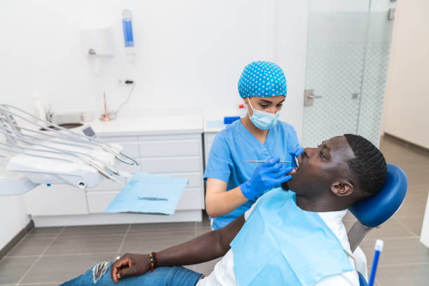 Best Weekend Emergency Dentist in Wild Peach Village, TX